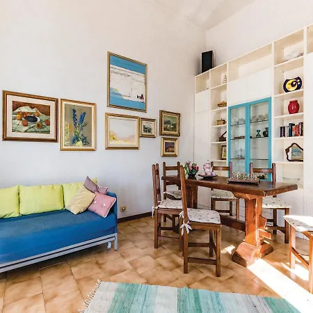 Holiday home Casa Punta Lavello 02 *